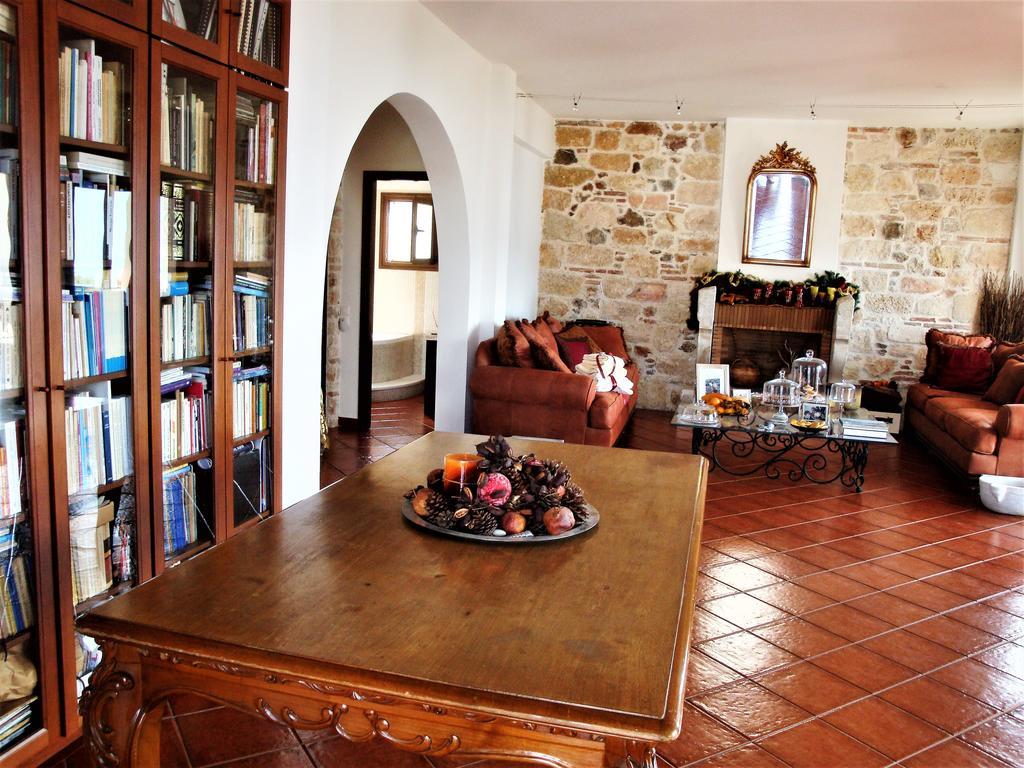 Waterfront Mediterranean Villa Skroponeria ภายนอก รูปภาพ