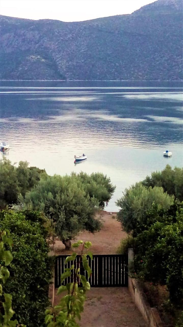 Waterfront Mediterranean Villa Skroponeria ภายนอก รูปภาพ