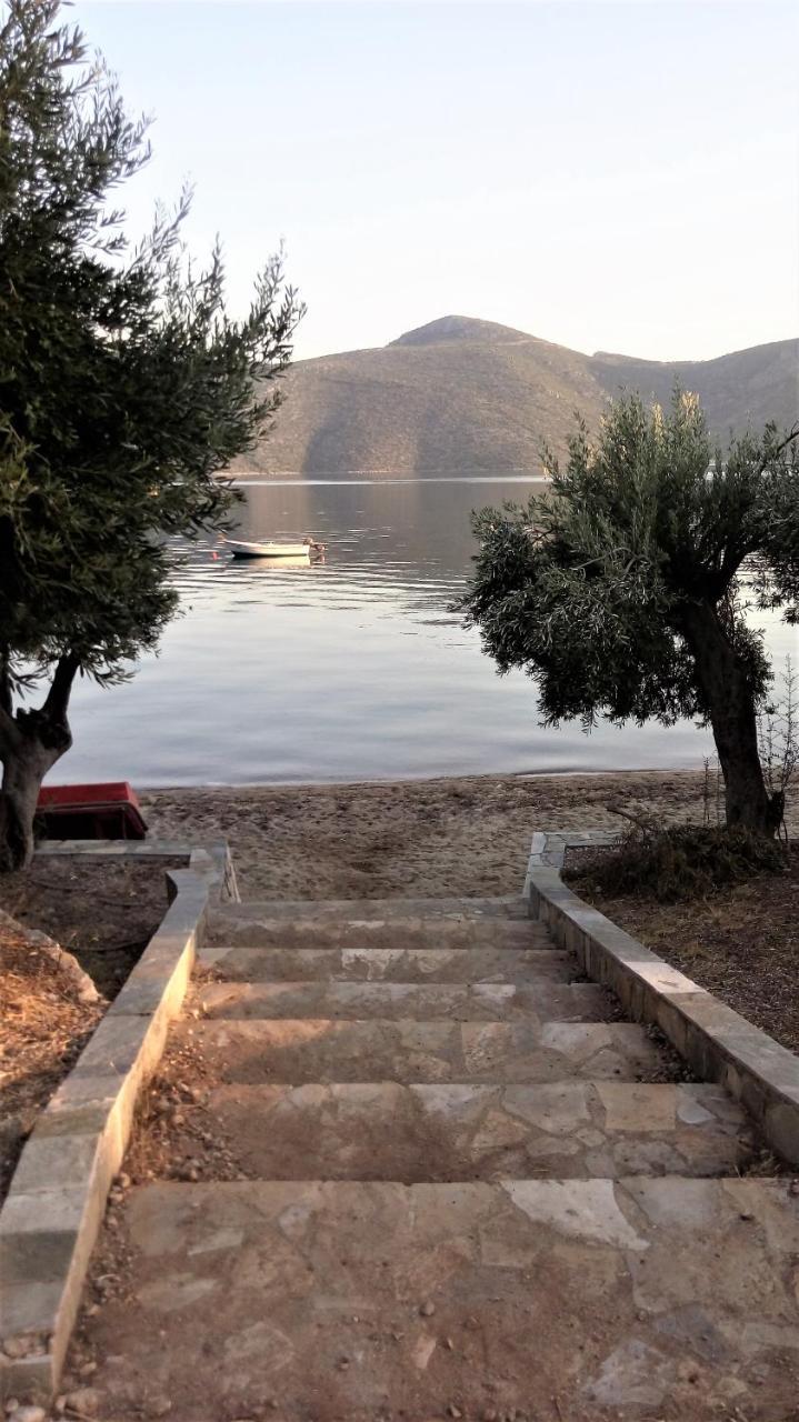 Waterfront Mediterranean Villa Skroponeria ภายนอก รูปภาพ