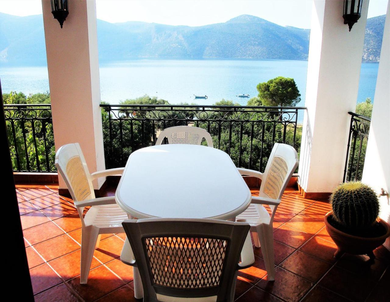 Waterfront Mediterranean Villa Skroponeria ภายนอก รูปภาพ